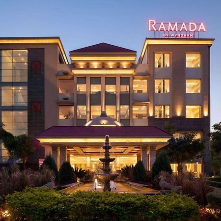 Ramada By Wyndham Varanasi Katesar Chandauli Exterior foto