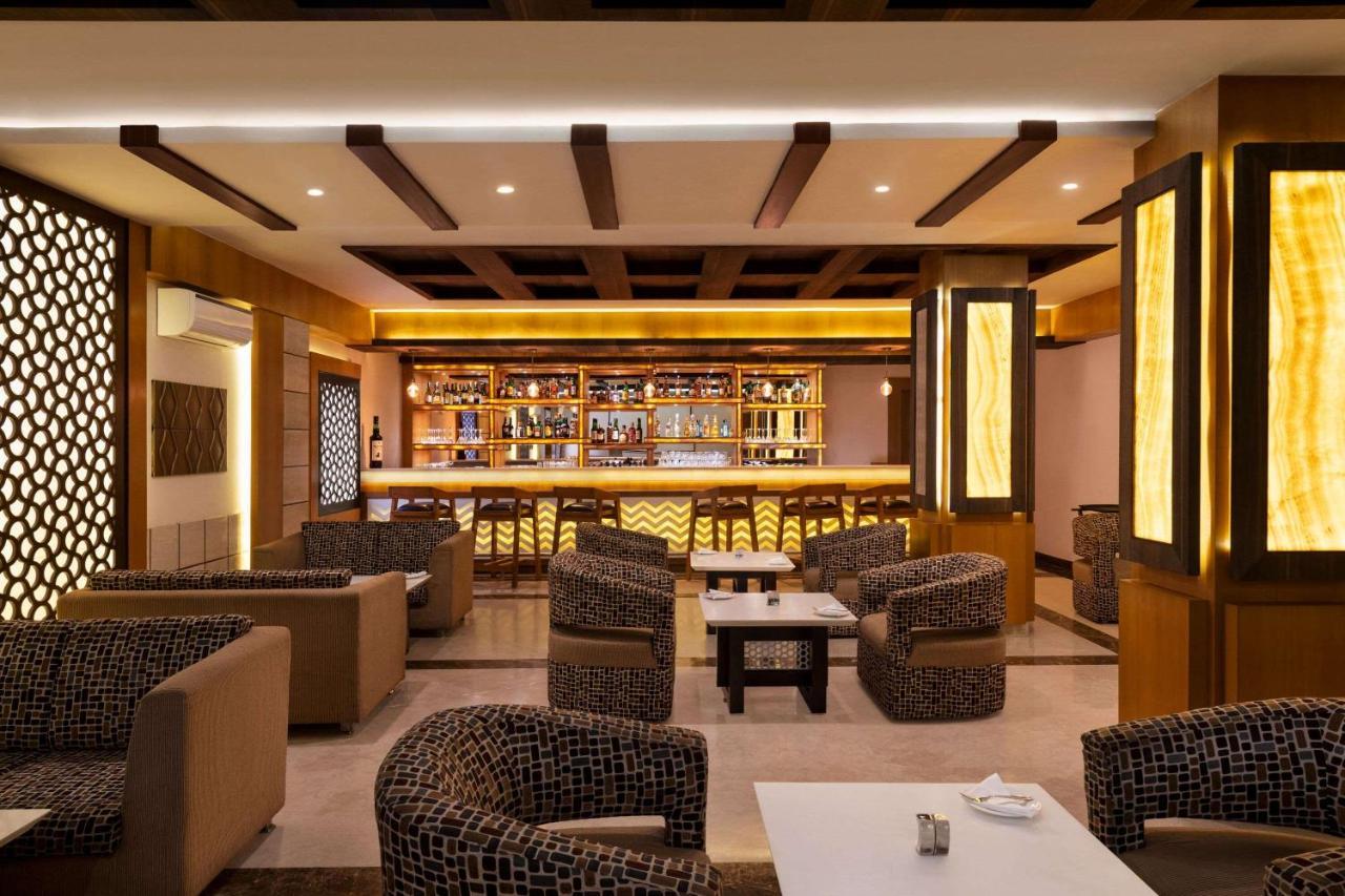 Ramada By Wyndham Varanasi Katesar Chandauli Exterior foto