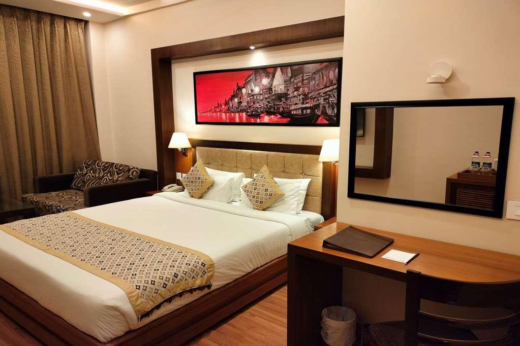 Ramada By Wyndham Varanasi Katesar Chandauli Zimmer foto