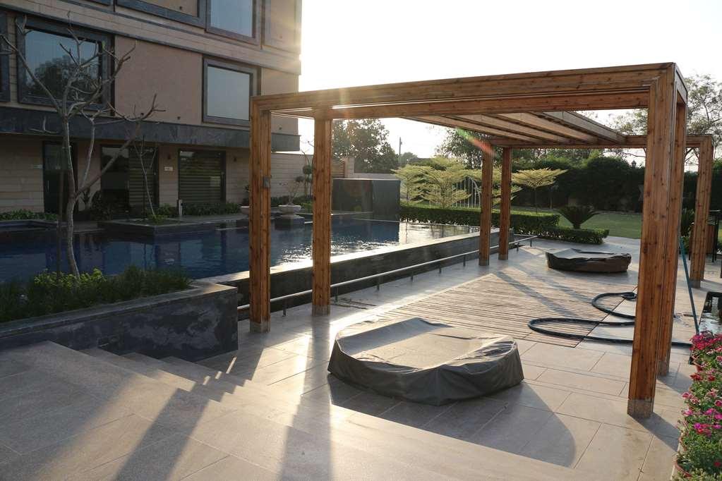 Ramada By Wyndham Varanasi Katesar Chandauli Einrichtungen foto