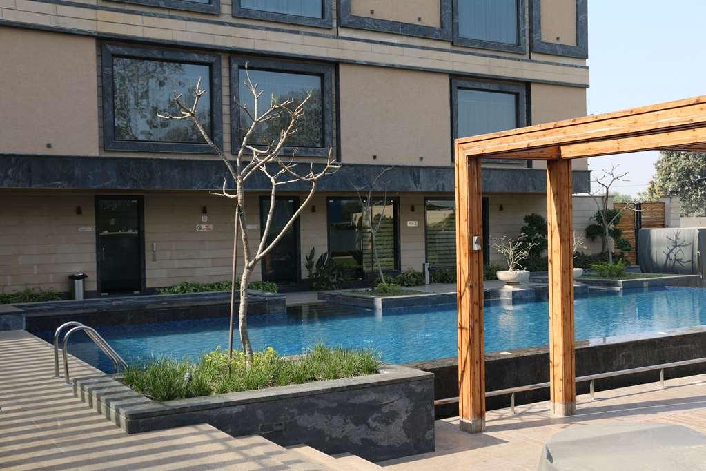 Ramada By Wyndham Varanasi Katesar Chandauli Einrichtungen foto